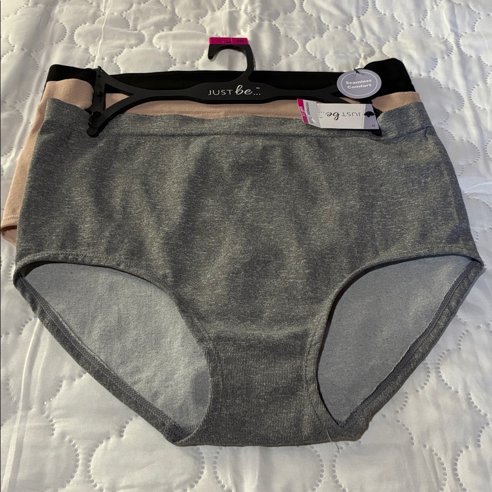 Just Be Seamless Comfort Briefs
